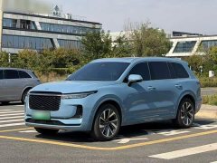 Li Auto ONE Extended Range 6-Seater - фото 1