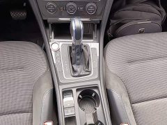 Volkswagen Golf Pure Electric Chi - ფოტო 13