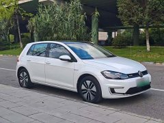 Volkswagen Golf Pure Electric Chi - ფოტო 3