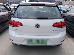 Volkswagen Golf Pure Electric Chi - ფოტო 5