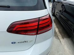 Volkswagen Golf Pure Electric Chi - ფოტო 7