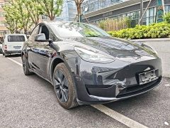 Tesla Model Y Rear-Wheel Drive - фото 3