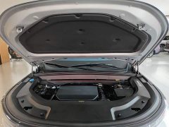 Li Auto L9 Max - ფოტო 12