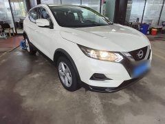 Nissan Qashqai Classic 2.0L CVT XV Comfort Edition - ფოტო 3