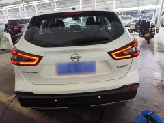 Nissan Qashqai Classic 2.0L CVT XV Comfort Edition - ფოტო 5