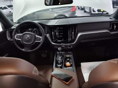 Volvo XC60 T5 AWD Smart Luxury Edition - photo 9