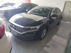 Volkswagen Passat Outstanding Edition 280TSI Business Version - фото 1