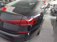 Volkswagen Passat Outstanding Edition 280TSI Business Version - фото 7