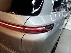 Li Auto L8 Pro - ფოტო 7