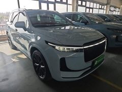Li Auto ONE Extended Range 6-Seater - фото 3