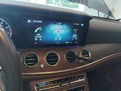 Mercedes-Benz E-Class E 260 L - photo 12