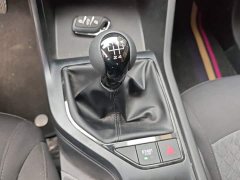 SAIC MG i5 1.5L Manual Comfort Edition - photo 13