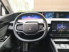 Lincoln Explorer 2.0T FWD Base - ფოტო 10