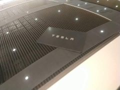 Tesla Model 3 Long Range Rear-Wheel Drive - photo 8