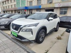 Nissan Qashqai VC-Turbo 300 CVT 2WD Star Moon Limited Edition - ფოტო 1