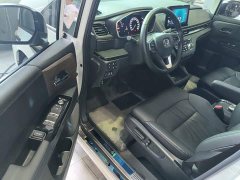 Honda Odyssey 2.0L e:HEV Sharp Enjoy Edition - ფოტო 15