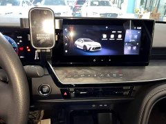 Toyota Camry 2.0E Elite Edition - ფოტო 12