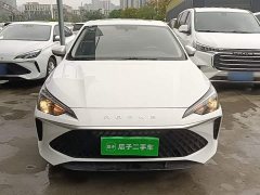SAIC MG i5 1.5L CVT Luxury - ფოტო 2