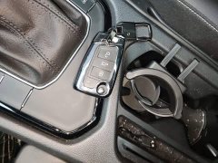Volkswagen Tiguan L Outstanding Edition 300TSI Automatic Two-Wheel Drive Dragon Ascendant Version - ფოტო 8