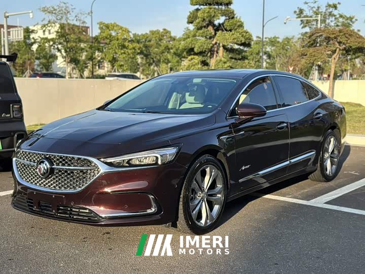 Buick Lacrosse Avenir Version