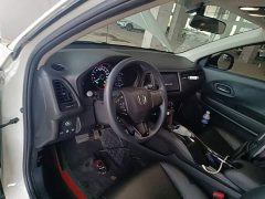 Honda Vezel 1.5L CVT Pioneer Edition - ფოტო 8