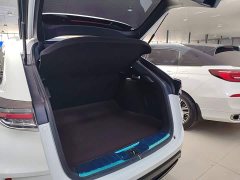 Honda UR-V 370TURBO 2WD Elegant Edition - photo 18