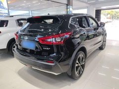Nissan Qashqai 2.0L CVT Luxury - ფოტო 6