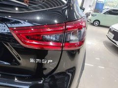 Nissan Qashqai 2.0L CVT Luxury - ფოტო 7