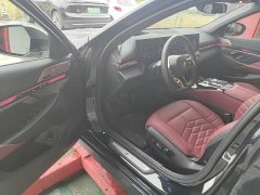 BMW 5 Series 530Li Luxury M Sport Package - ფოტო 15