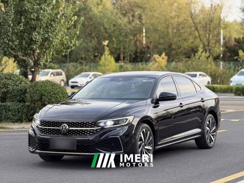 2022 Volkswagen Passat 330TSI Starry Sky Luxury Edition - ავტომობილი ჩინეთიდან