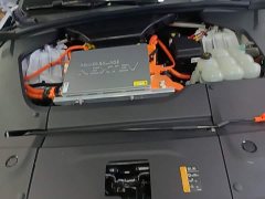NIO ES8 100kWh Seven-Seater - ფოტო 19