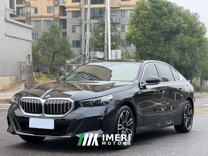 BMW 5 Series 525Li M Sport Package - car from China