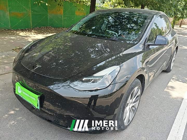 Tesla Model Y Facelift Rear-Wheel Drive