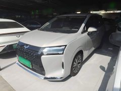 Wuling Starlight 730 New Energy PHEV 125km Luxury - фото 1