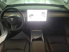 Tesla Model Y Standard Range RWD - photo 12