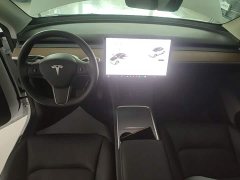 Tesla Model Y Standard Range RWD - photo 9