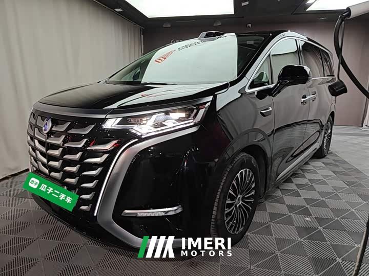 Denza D9 DM-i Smart Drive 1020 Four-Wheel Drive Flagship - car from China