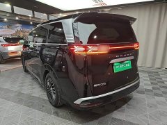 Denza D9 DM-i Smart Drive 1020 Four-Wheel Drive Flagship - photo 4
