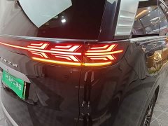 Denza D9 DM-i Smart Drive 1020 Four-Wheel Drive Flagship - photo 7