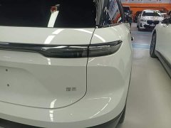 NIO ES6 75kWh - photo 7