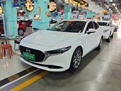 Mazda3 Axela 2.0L Automatic Wisdom Edition - photo 1