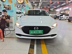 Mazda3 Axela 2.0L Automatic Wisdom Edition - photo 2