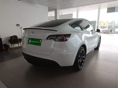 Tesla Model Y Facelift Rear-Wheel Drive - photo 6
