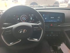 Hyundai Elantra 1.5L CVT Luxury - photo 9
