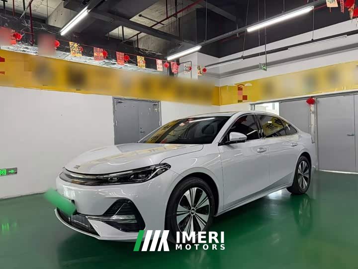 Geely Galaxy A7 EM-i 150km Premium Edition - автомобиль из Китая