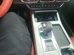 Jetour Jietu X70 PLUS Champion Edition 1.5T DCT Champion PRO 5-Seater - ფოტო 13