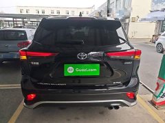 Toyota Crown Venza 2.5L HEV AWD Premium - photo 3