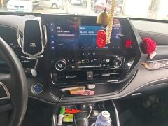 Toyota Crown Venza 2.5L HEV AWD Premium - photo 8