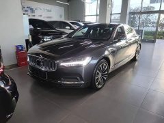 Volvo S90 B5 Intelligent Luxury Edition - фото 1
