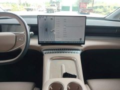 Xpeng X9 610 Long Range Pro - photo 8
